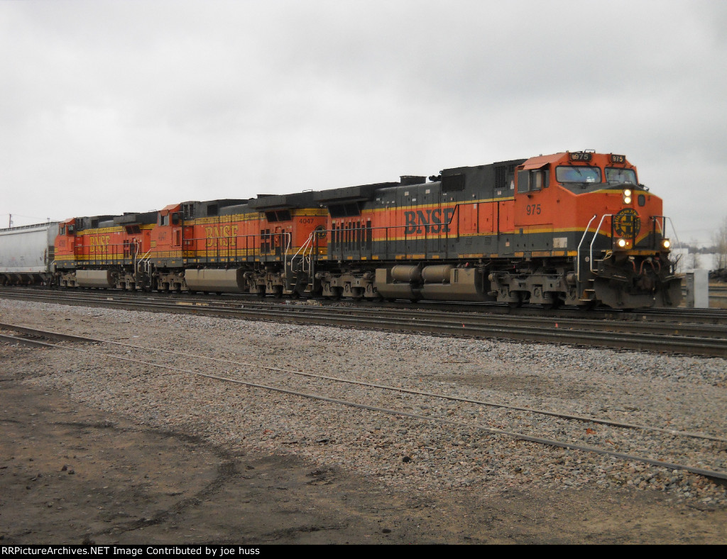 BNSF 975 West